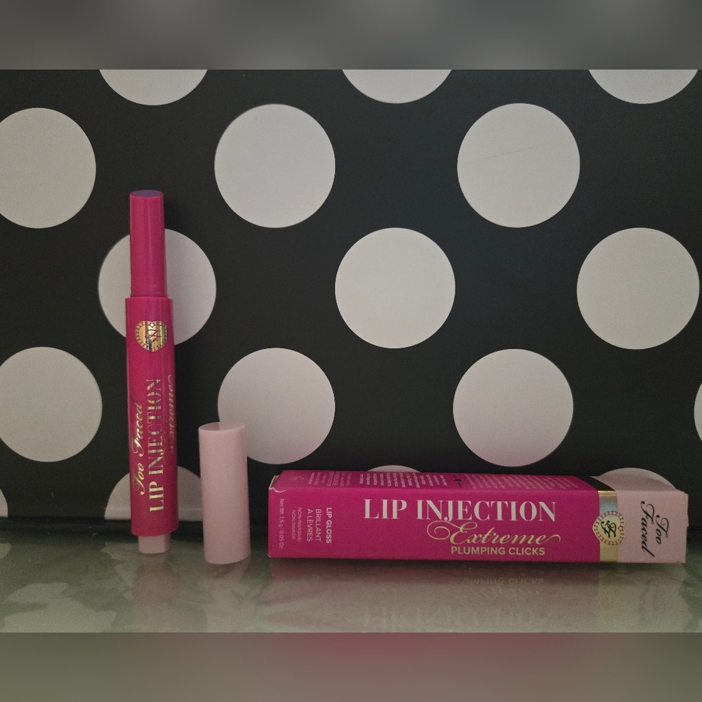 ✨️Too Faced Plumping Gloss✨️